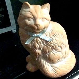 Vtg Unpainted Midwest Cat with blue bow.  Taiwan.